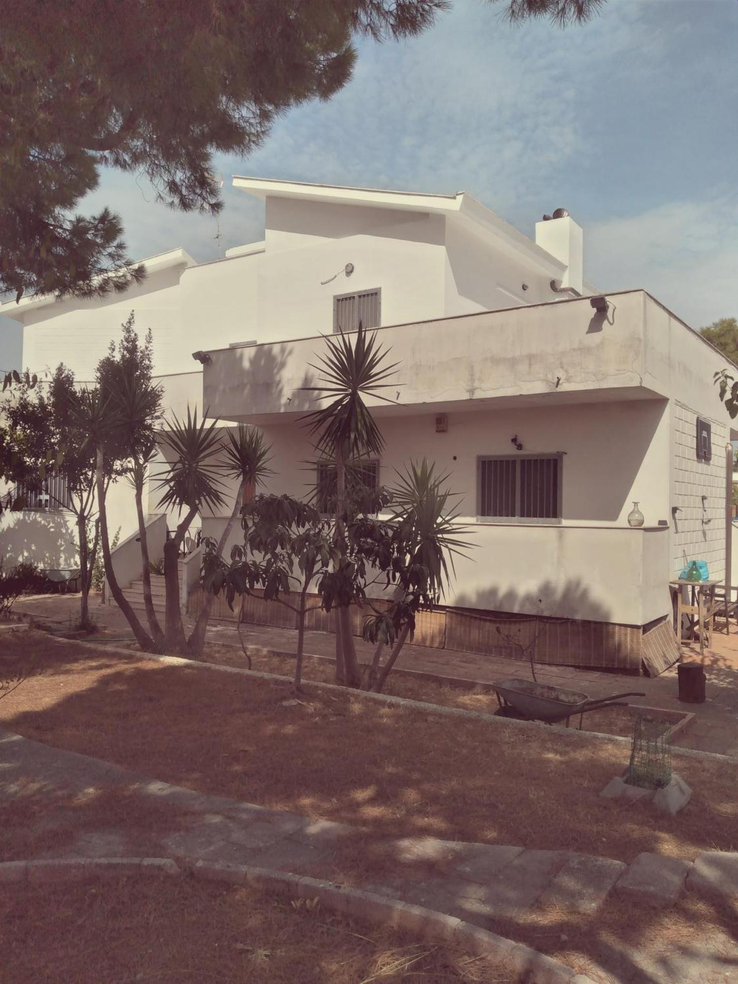 Villa Alma Bari Bagian luar foto