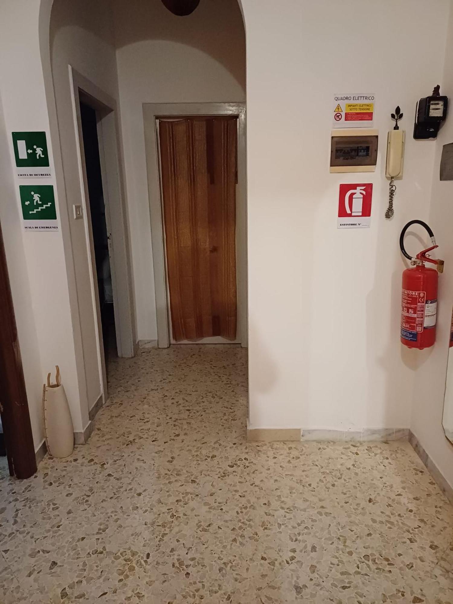 Villa Alma Bari Bagian luar foto